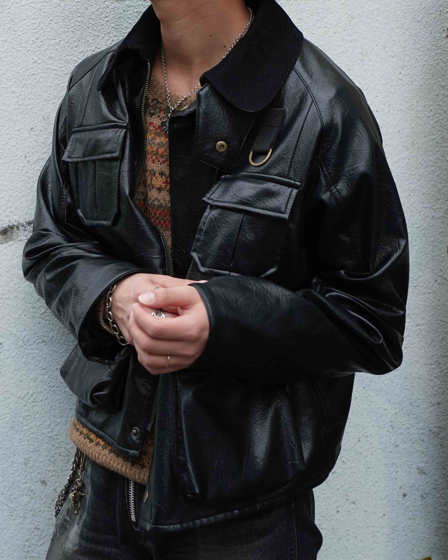 ショートフェイクレザージャケット