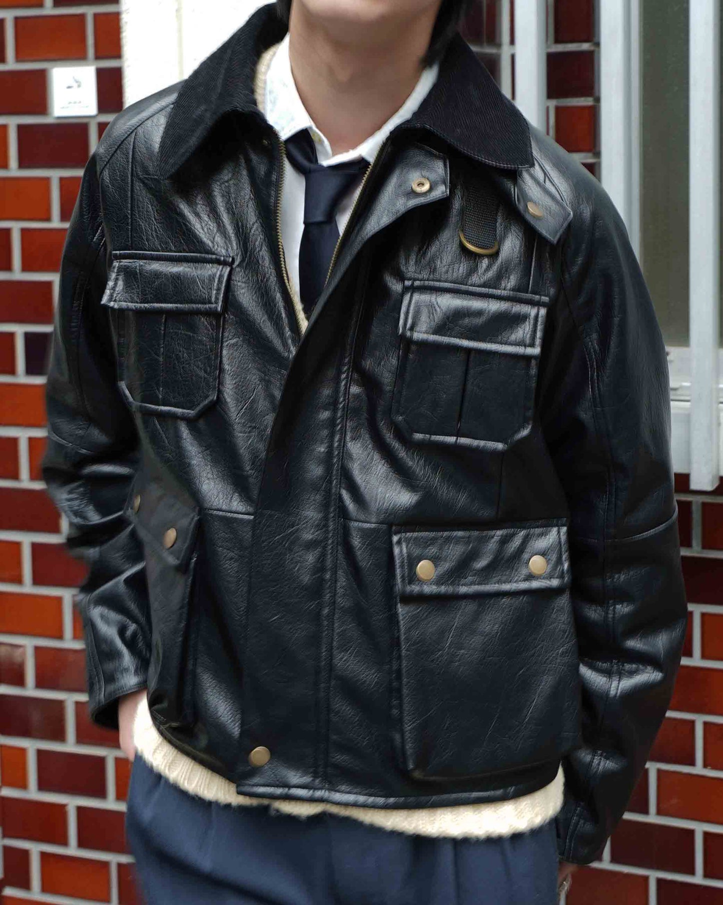 ショートフェイクレザージャケット