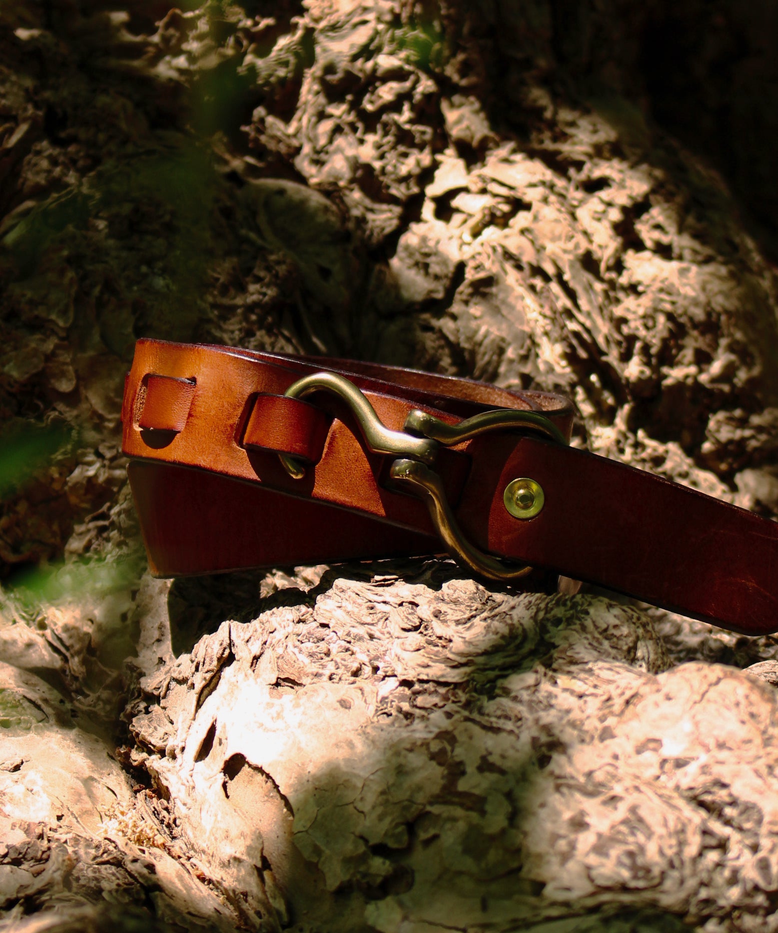 ブラウンレザー フック式ベルト フックバックルレザーベルト TORY