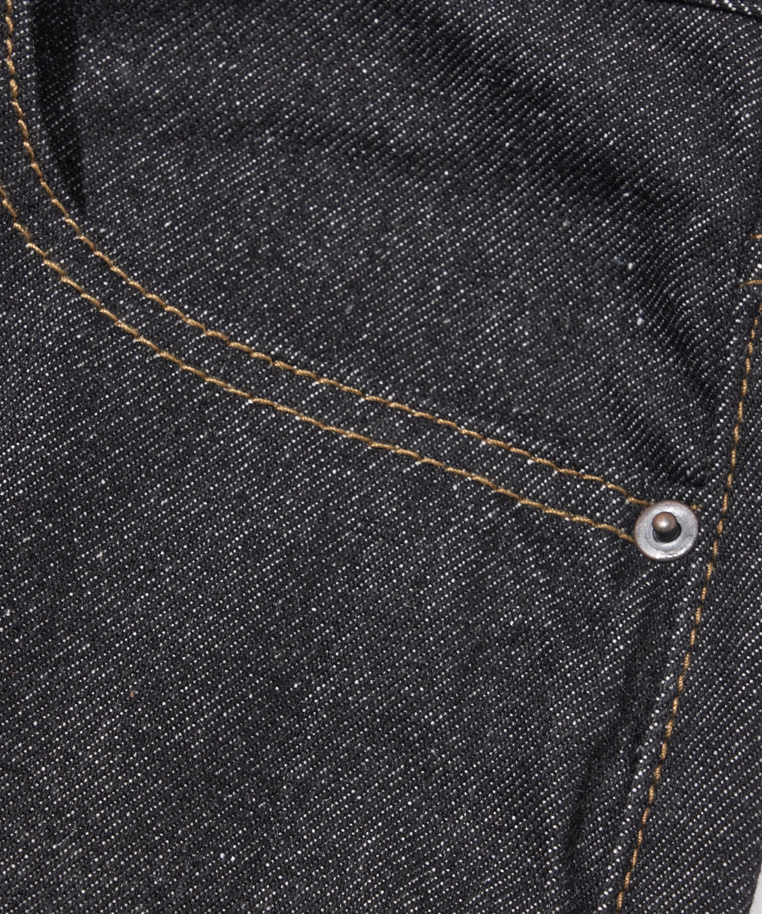 シンチバックブーツカットジーンズ[Black] – Noen