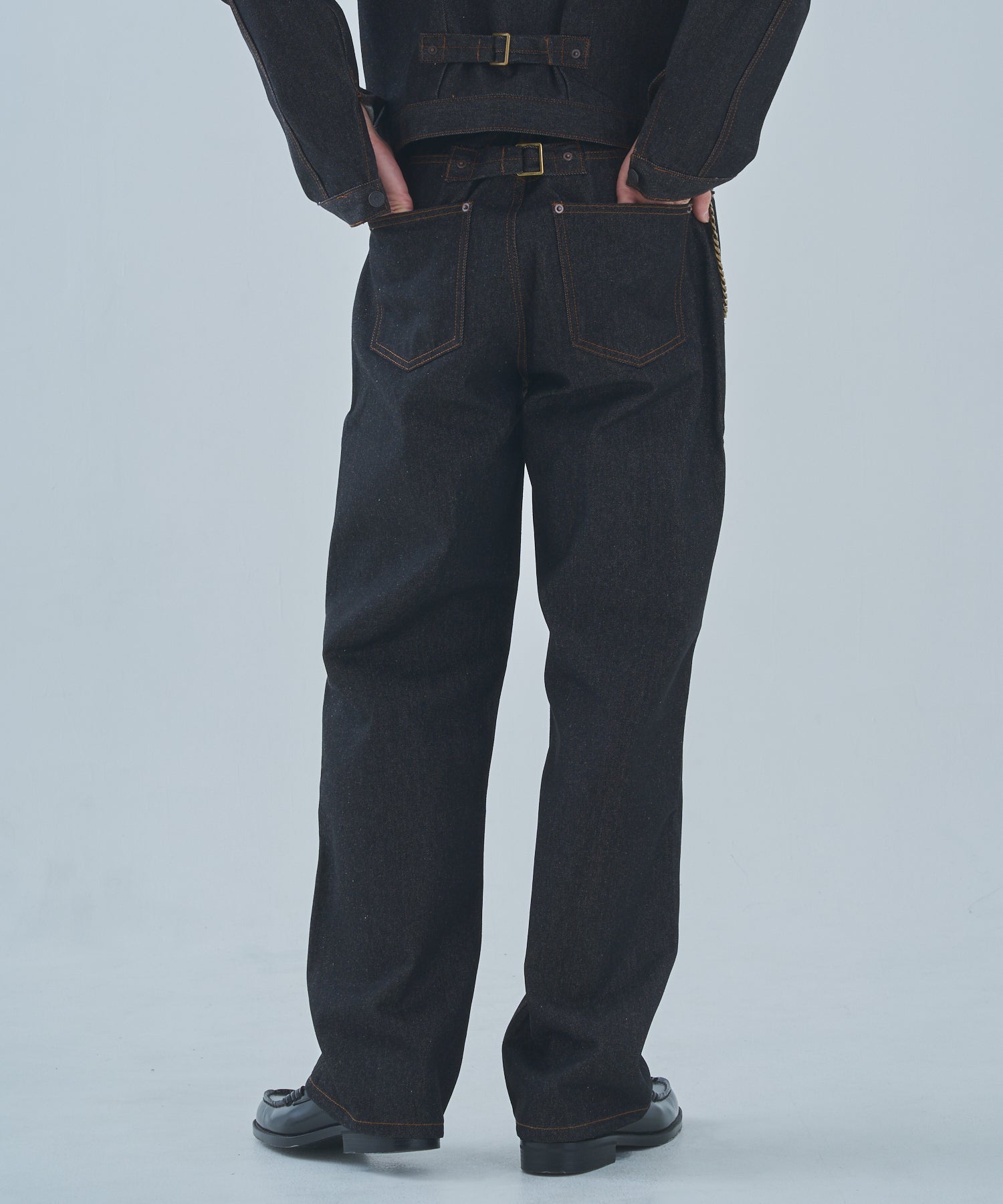 シンチバックジーンズ[Black] – Noen