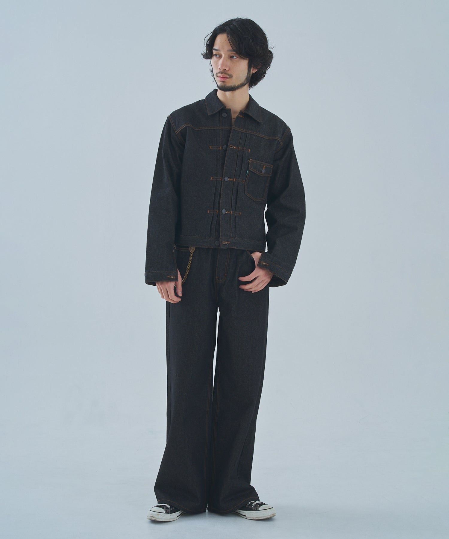 シンチバックバギージーンズ[Black] – Noen