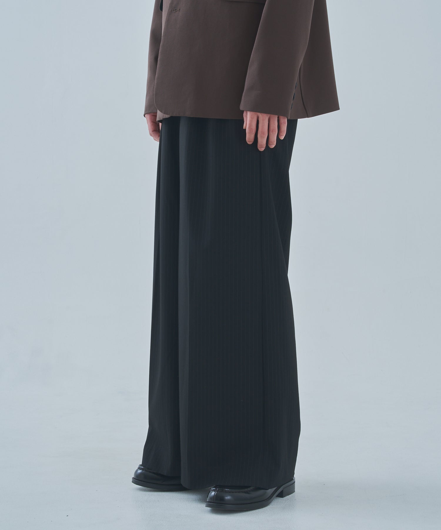 ウエスタンストライプバギースラックス[Black] – Noen
