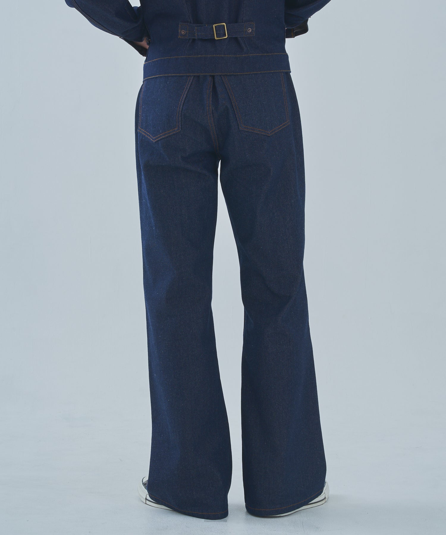 シンチバックブーツカットジーンズ[Indigo] – Noen