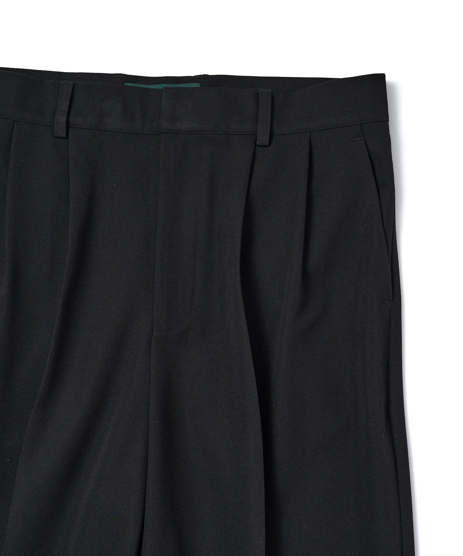 クラシックストレートスラックス[Black] – Noen