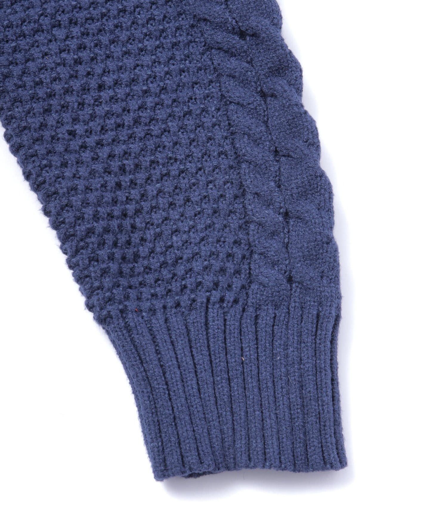 ケーブルスイッチングワッフルセーター[Navy]