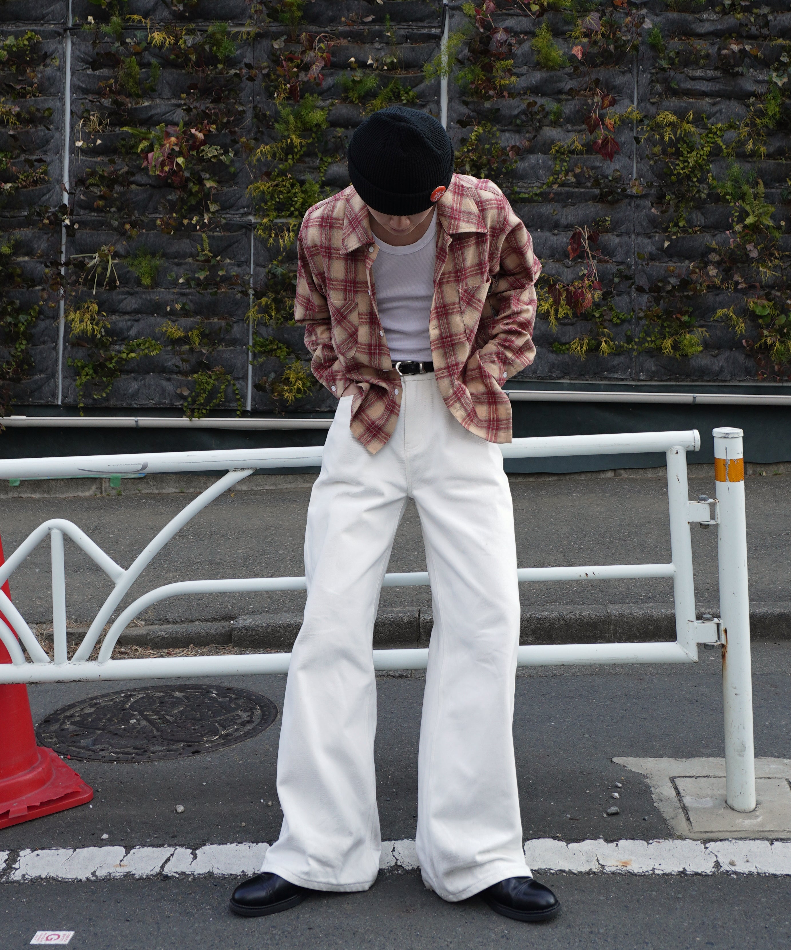 シンチバックバギージーンズ[White] – Noen