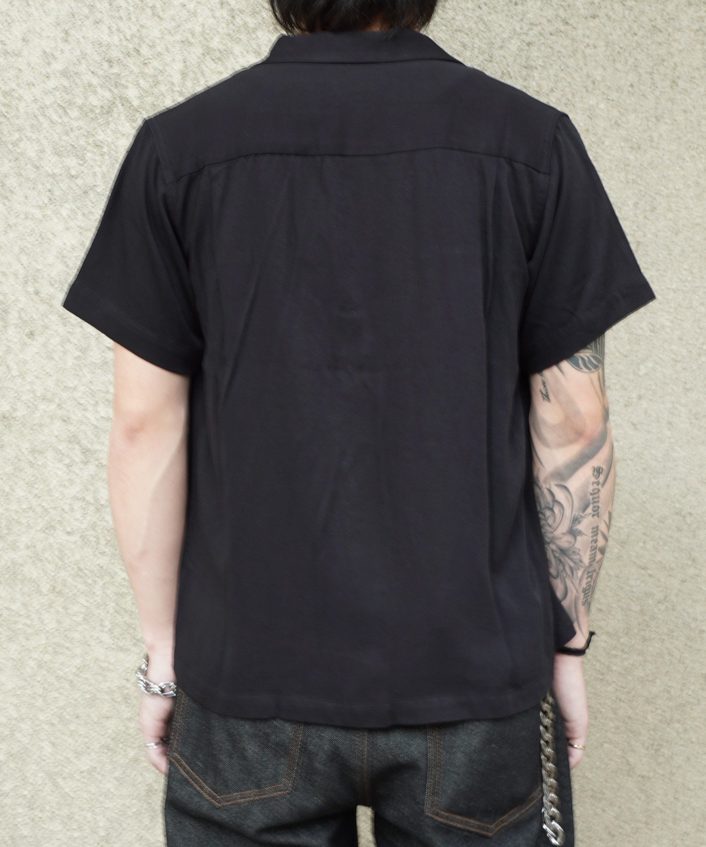 ショートリブレーヨン半袖シャツ[Black] – Noen