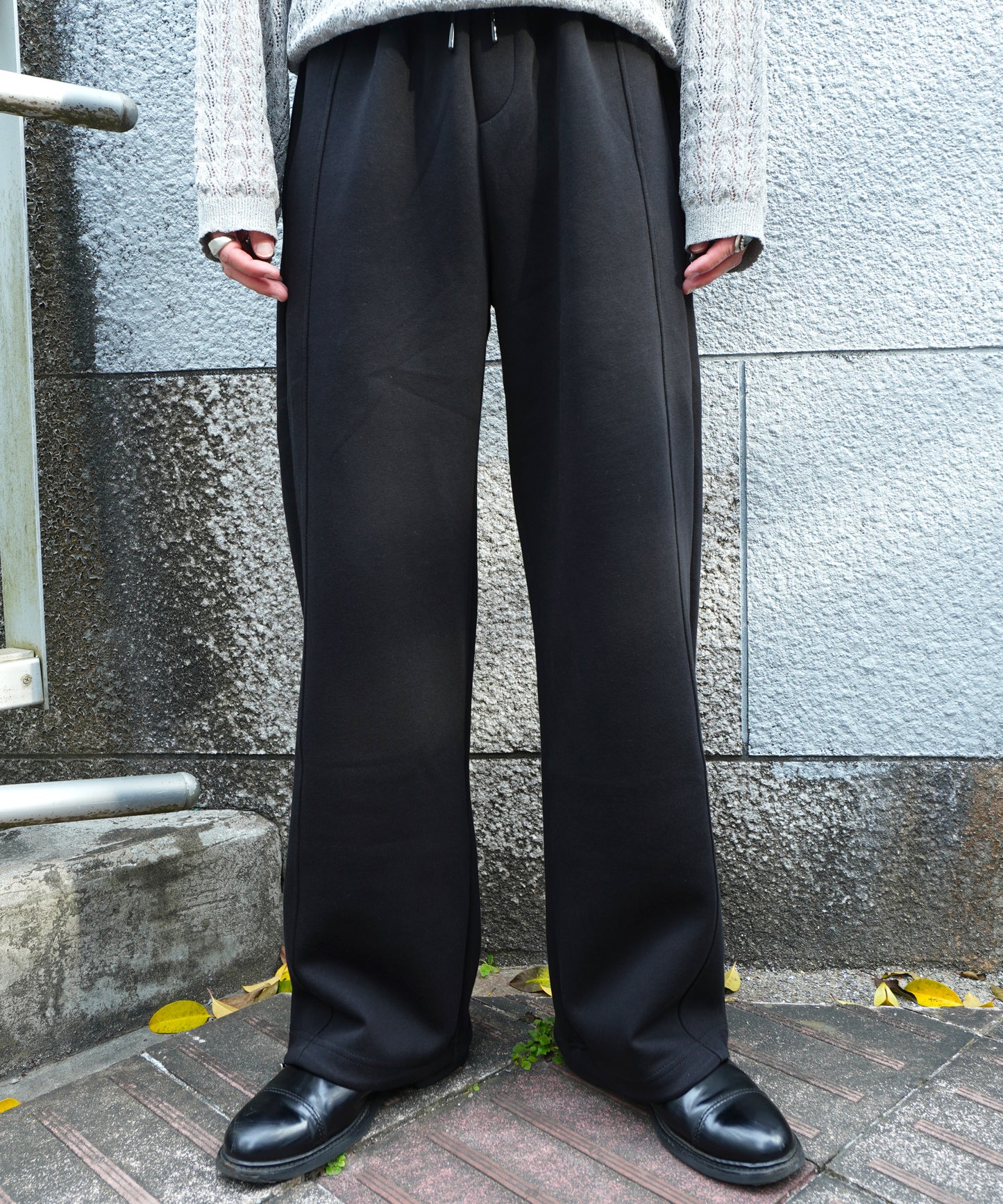 センタープレススウェットパンツ[Black]