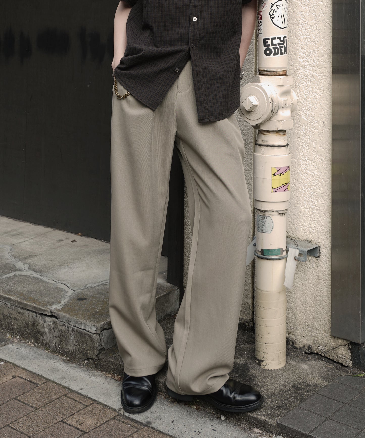 ダブルタックストレートスラックス[Beige]