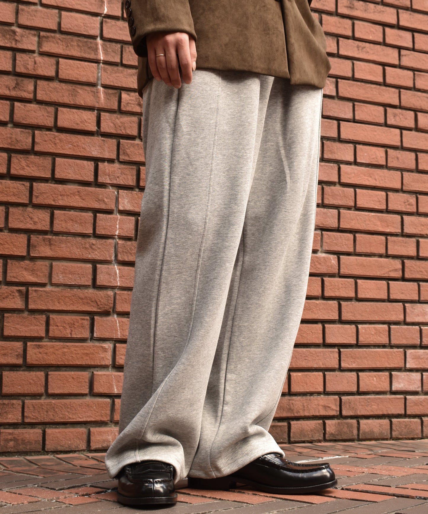 センタープレススウェットパンツ[Gray]