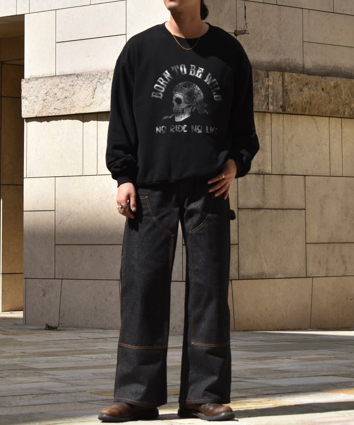 FADED SKULL SWEAT[Black×White]