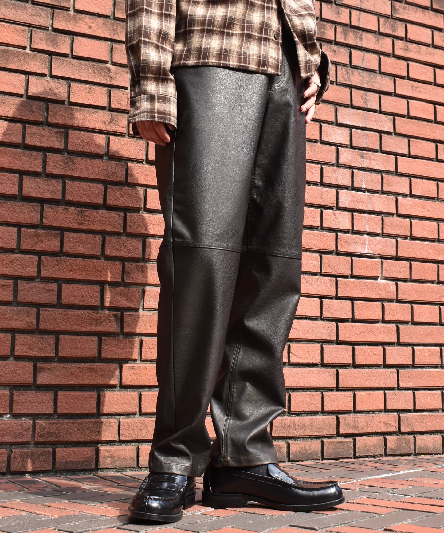 フェイクレザー5ポケットパンツ[Black]