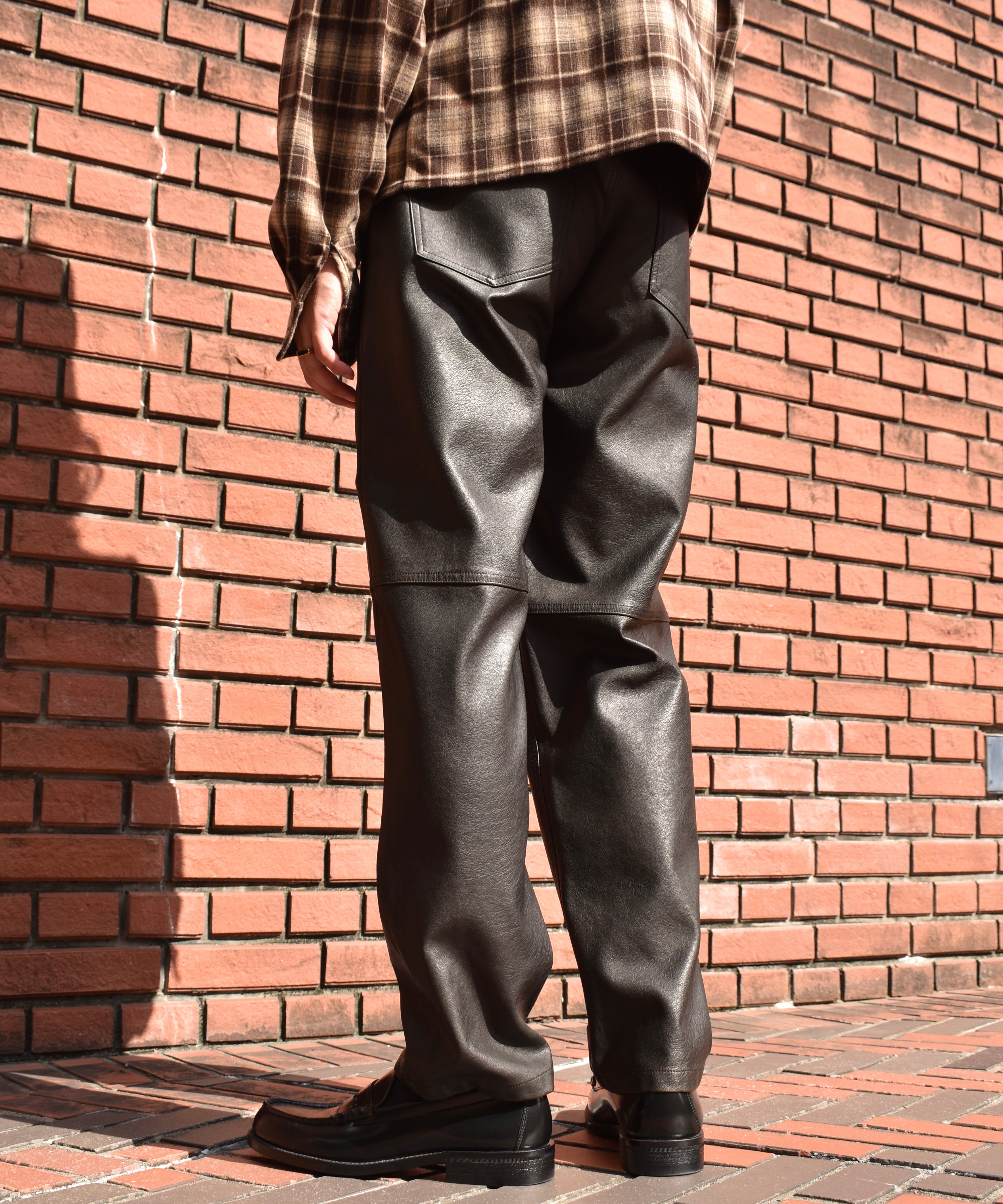 フェイクレザー5ポケットパンツ[Black] – Noen