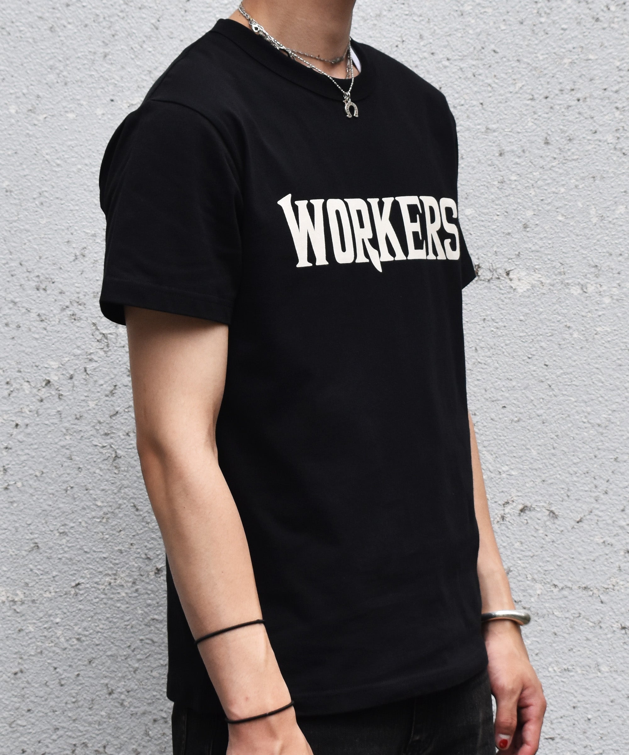 L' Appartement AMRCN ブラック Tシャツ AMERICANA/アメリカーナ】 Off the grid T-shirt（Tシャツ