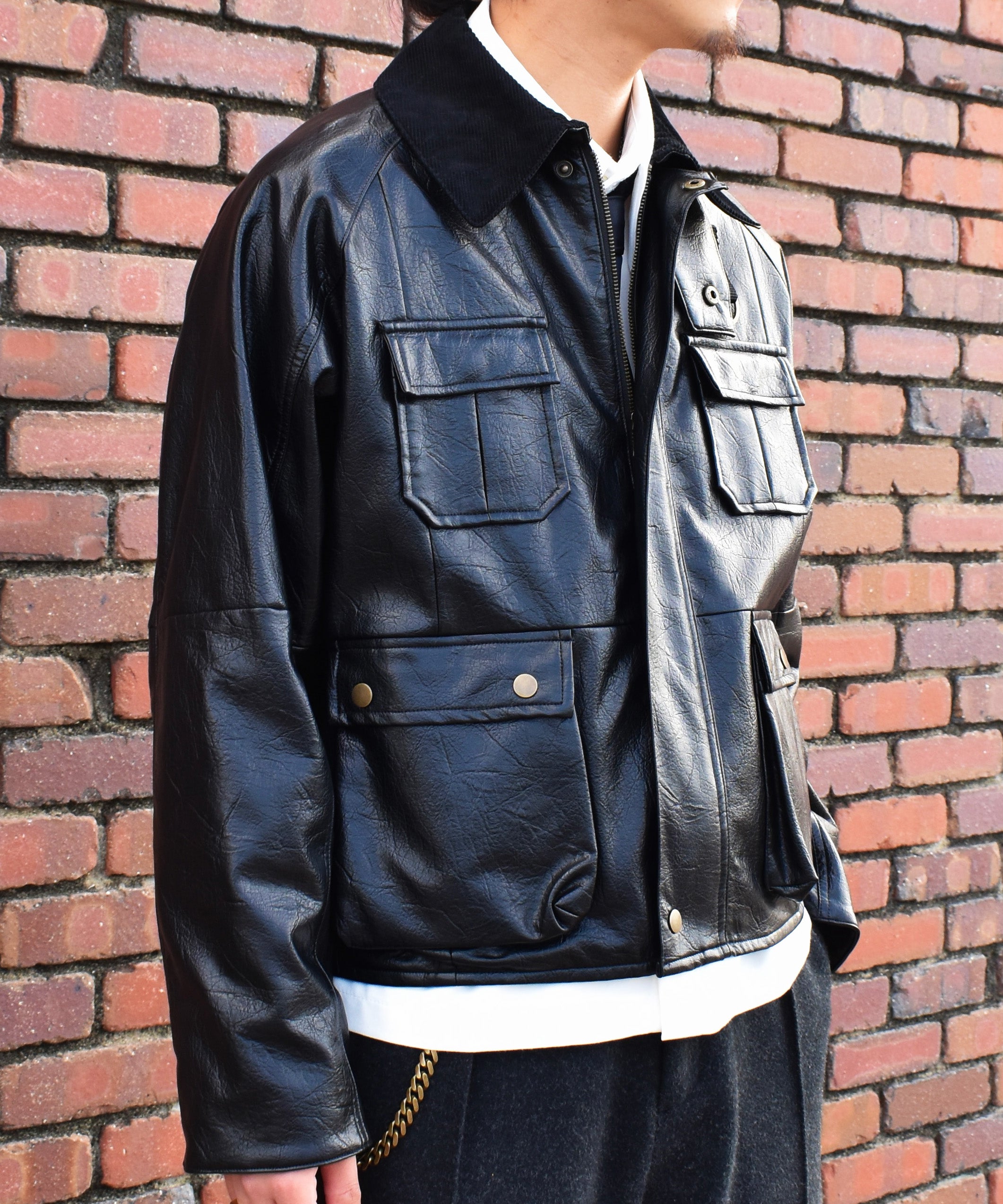 ショートフェイクレザージャケット – Noen