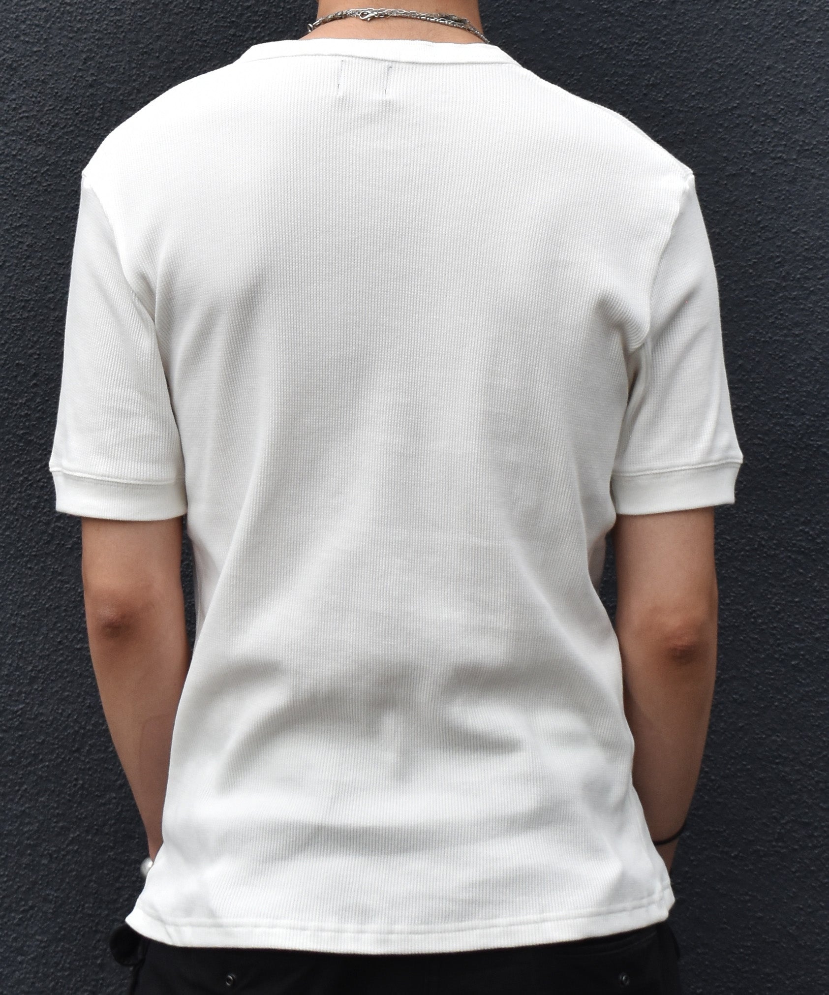 ヘンリーネックワッフルTシャツ[White] – Noen