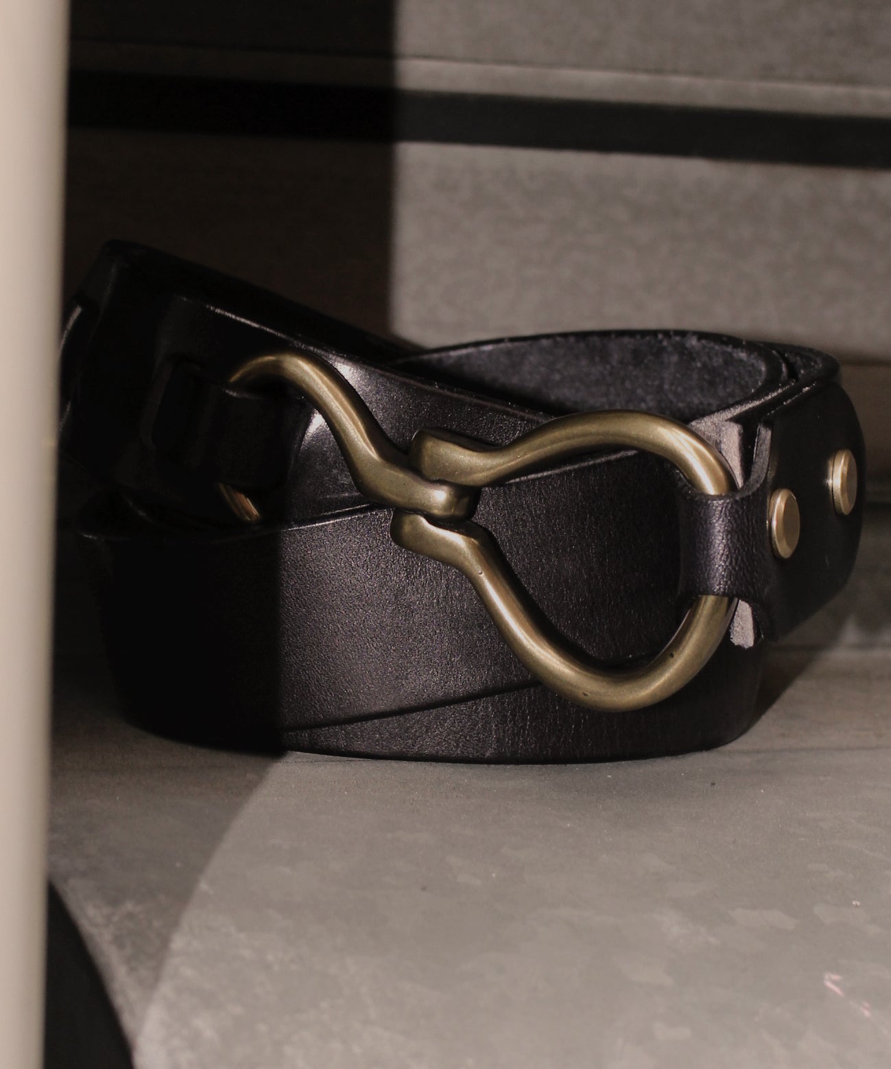 フックバックルレザーベルト35㎜[Black]